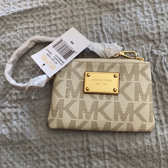 NWT Michael Kors Handbag Jet Set Small Signature Wristlet - Picture 2 of 6